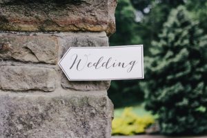 A complete bride & groom checklist to make sure you